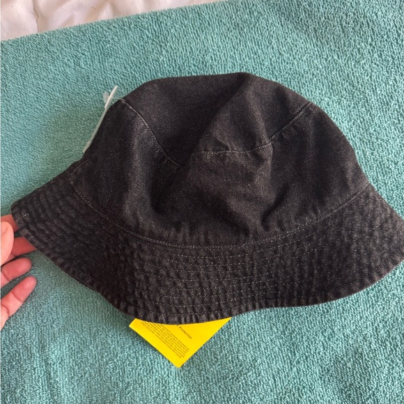 GAP Other - GAP Black Bucket Hat Classic Accessories